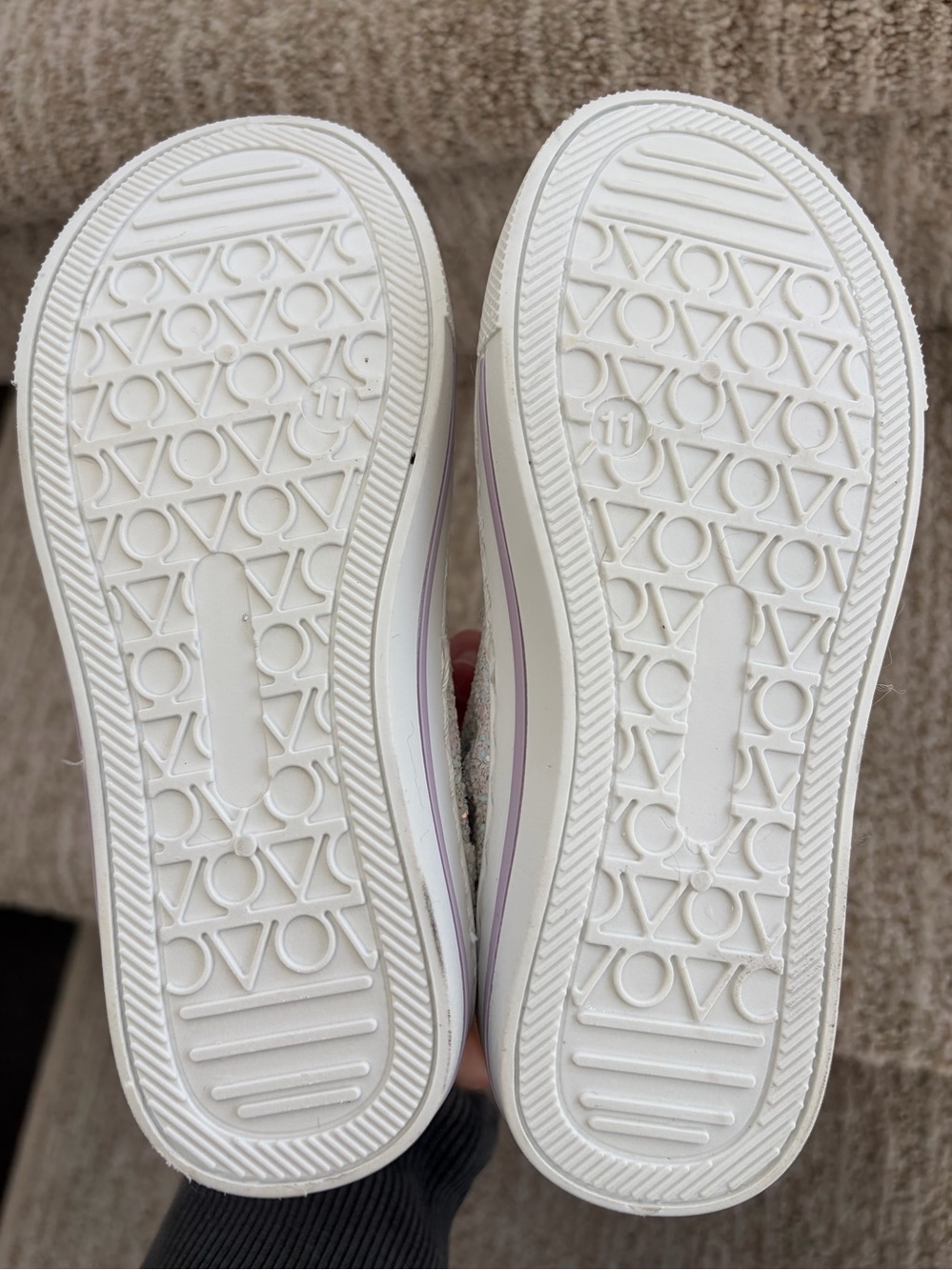 Little Girls Canvas Sneakers White Glitter Sequin High-Top Shoes. Size 11. - Picture 7 of 8